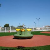 manege-toupie-exterieur-enfant
